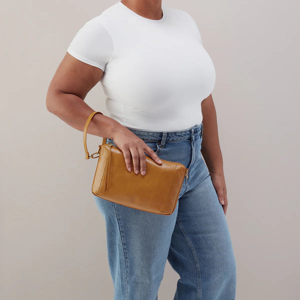 Darcy Carry-All Crossbody
