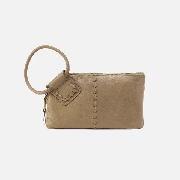 Sable Wristlet In Metallic Leather - Burnished Sage